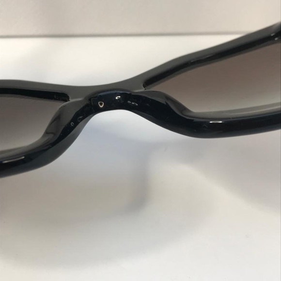 New authentic Prada Sunglasses PR 16RS 1AB0A7 Black Grey Gradient - Picture 14 of 17